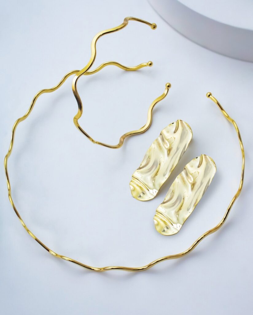 Colar Chocker